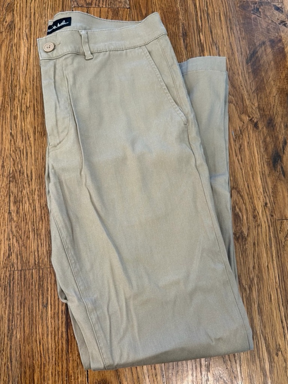 Travis Mathew Men's Stretch Chinos in Khaki
